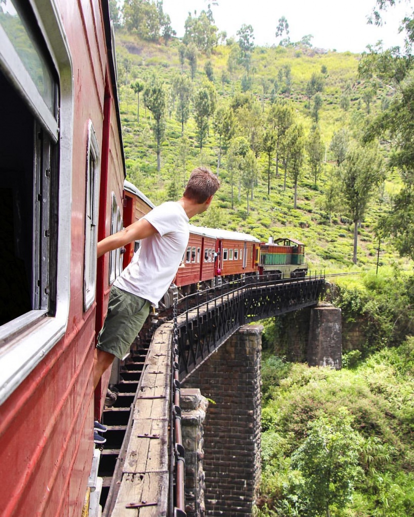Фото: отдых в Шри-Ланке в октябре, путешествие на поезде