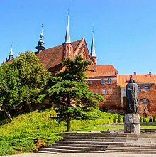 Фромборк, Польша, памятник Николаю Копернику